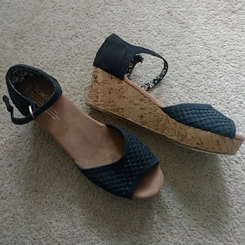 Tom's Sandals